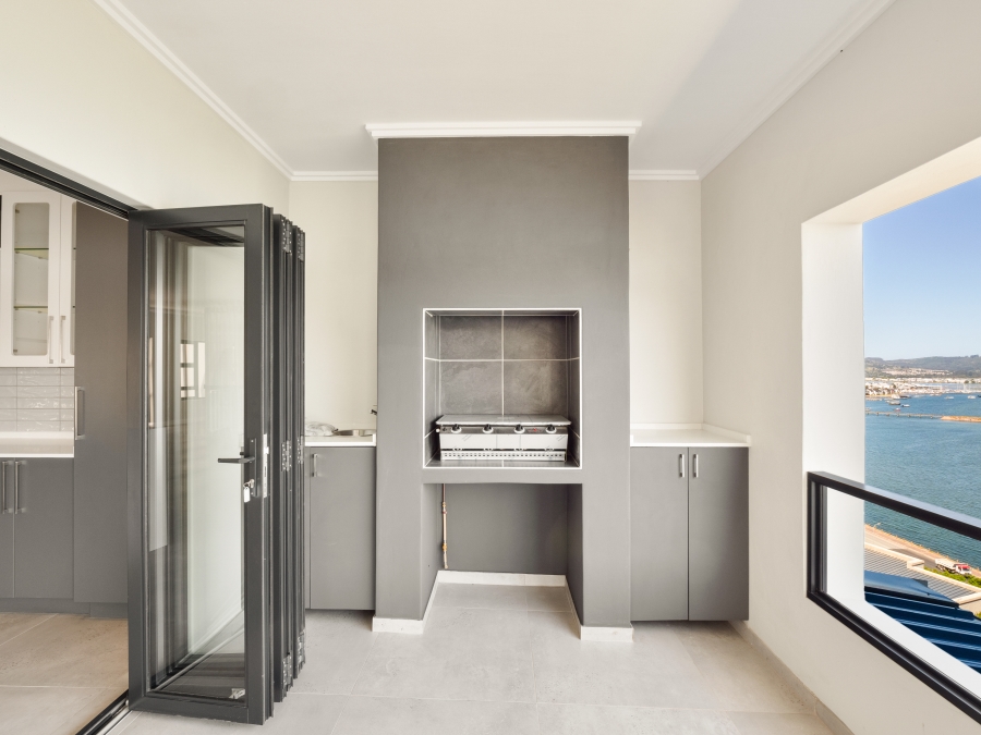 5 Bedroom Property for Sale in Paradise Western Cape